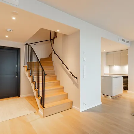 C44 Ultimate Luxury Waterfront Penthouse